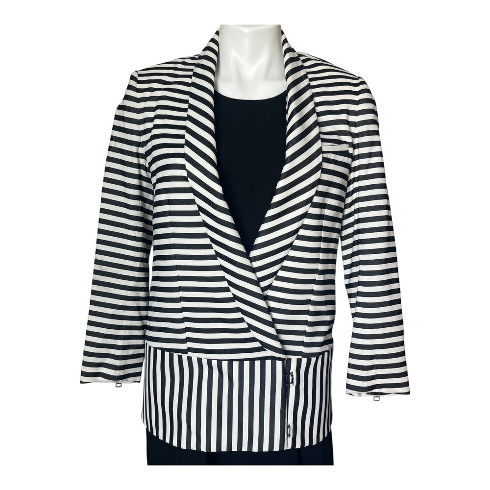 Veronica Beard Women's Size 2 Mixed Direction Black‎ White Striped Blazer